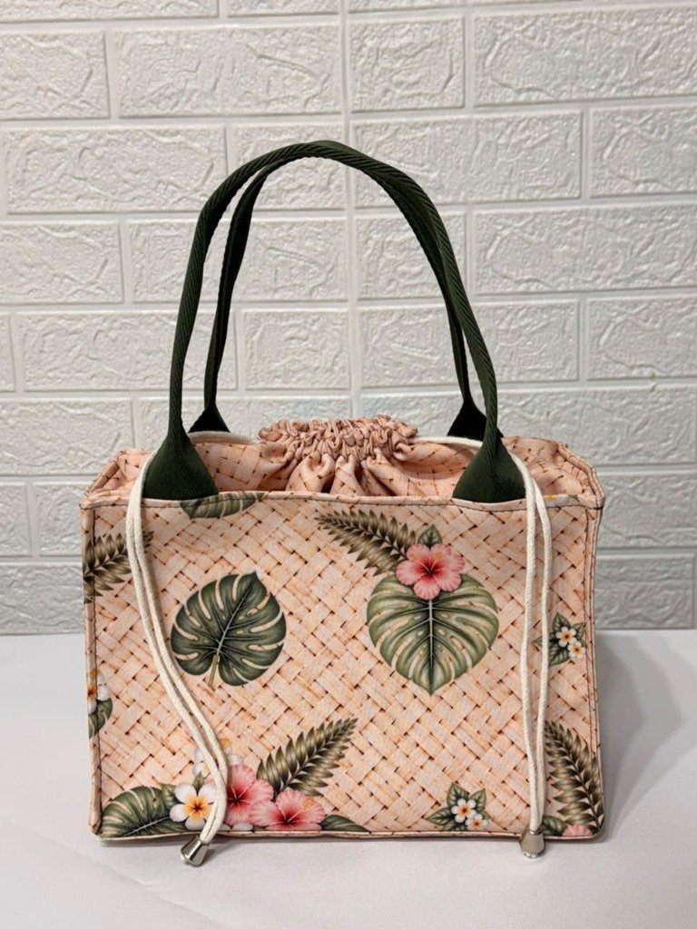 Bolsa Beach Box